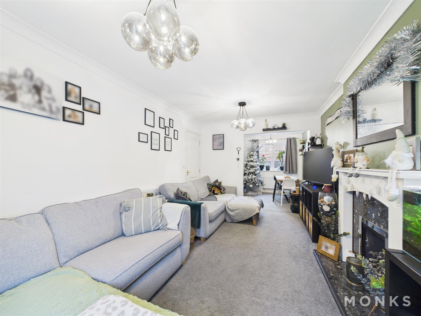 60 The Chestnuts, Shrewsbury, SY5 6JH For Sale